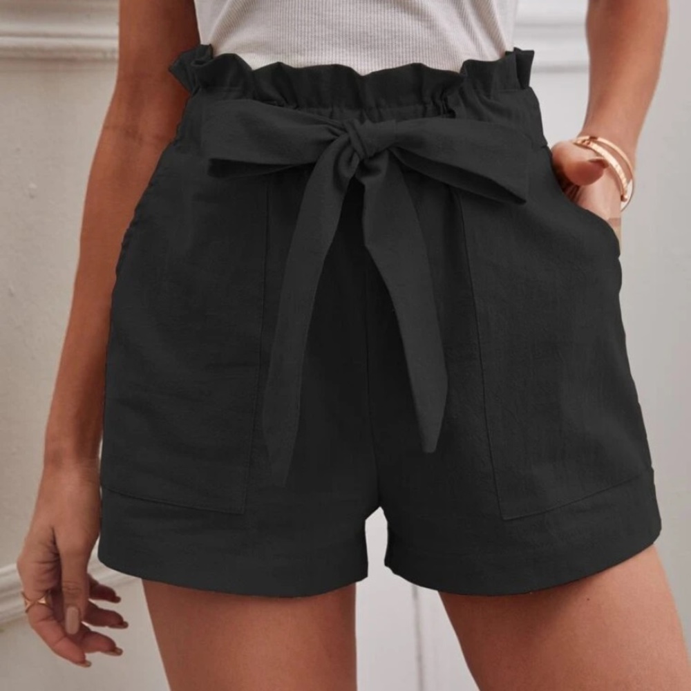High waisted paper bag shorts w/ belt